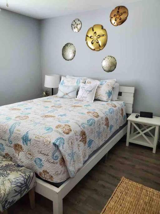 “Sandprints” Destin Luaran gambar